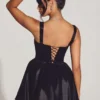 Vestito a corsetto in taffetà intrecciato Sueno in nero jet Vestito a corsetto in taffetà intrecciato Sueno in nero jet