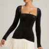 Vestito a corsetto plissettato a strati Darline in nero Vestito a corsetto plissettato a strati Darline in nero