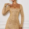 Vestito A-line con decorazioni Kiyara in oro Vestito A-line con decorazioni Kiyara in oro