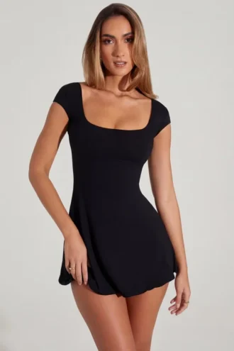 Vestito A-line con schiena scoperta Marina in nero