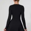 Vestito A-line con scollo profondo e fiocco Graciela in nero Vestito A-line con scollo profondo e fiocco Graciela in nero
