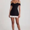 Vestito A-line con volant e spalle scoperte Maelie in nero Vestito A-line con volant e spalle scoperte Maelie in nero