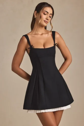 Vestito A-line plissettato con fiocco Cressida in nero