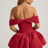 Vestito corto a corpetto con spalle scoperte e orlo a palloncino a strati Jessamy in rosso vero