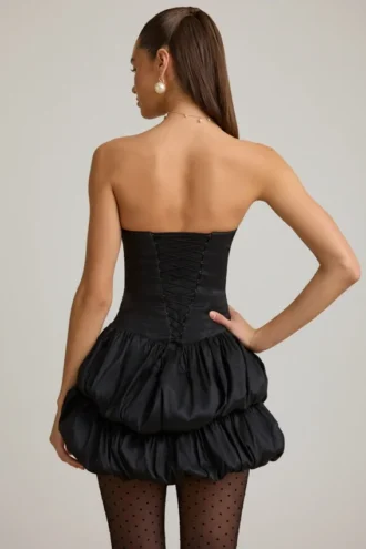 Vestito corto a corsetto con orlo a palloncino in raso Laela, nero
