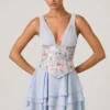 Vestito corto a corsetto con volant decorati Sakura in blu floreale Vestito corto a corsetto con volant decorati Sakura in blu floreale