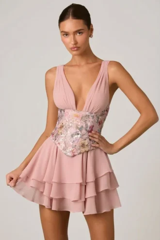 Vestito corto a corsetto con volant decorato Sakura in rosa floreale