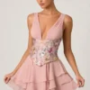 Vestito corto a corsetto con volant decorato Sakura in rosa floreale
