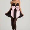 Vestito corto a corsetto Norina con fiocco in nero