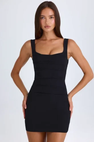 Vestito corto a corsetto strutturato drappeggiato Brittany in nero