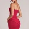 Vestito corto aderente a fascia Veda in rosso ciliegia