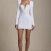 Vestito corto aderente con cut-out a forma di cuore Adelia in bianco Vestito corto aderente con cut-out a forma di cuore Adelia in bianco