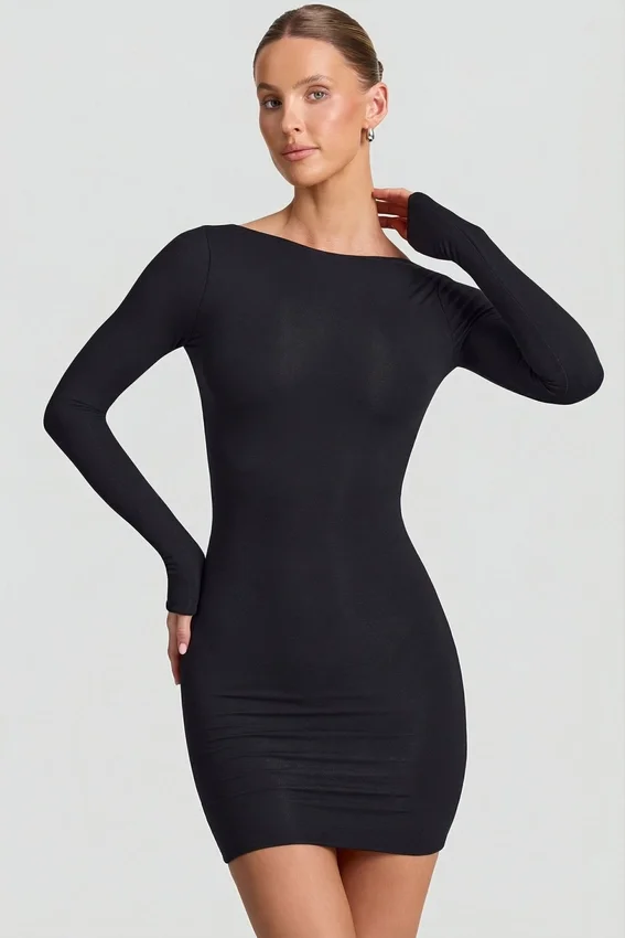 Vestito corto aderente con schiena scoperta Lyla in Modal, colore nero Vestito corto aderente con schiena scoperta Lyla in Modal, colore nero