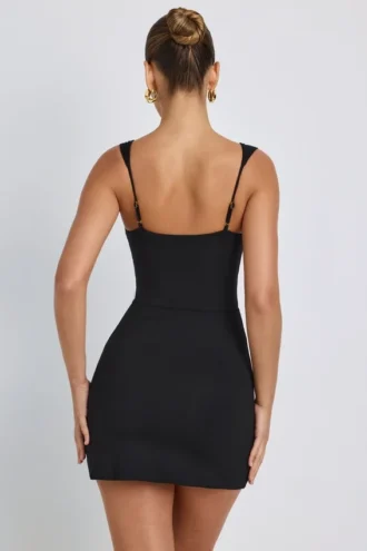 Vestito corto aderente con scollo a cuore in modal Dove, colore nero