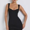 Vestito corto aderente con scollo a cuore in modal Dove, colore nero Vestito corto aderente con scollo a cuore in modal Dove, colore nero
