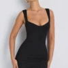 Vestito corto aderente con scollo a cuore in modal Dove, colore nero Vestito corto aderente con scollo a cuore in modal Dove, colore nero