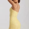 Vestito corto aderente con scollo rotondo decorato Lunetta in giallo Vestito corto aderente con scollo rotondo decorato Lunetta in giallo