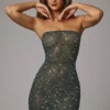 Vestito corto aderente trasparente con decorazioni Caprice in verde smeraldo Vestito corto aderente trasparente con decorazioni Caprice in verde smeraldo