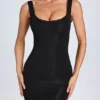 Vestito corto Aoife con bordi in pizzo modal, nero Vestito corto Aoife con bordi in pizzo modal, nero