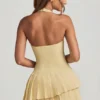 Vestito corto asimmetrico a strati con scollo all’americana Rosaria in giallo pastello
