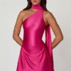 Vestito corto asimmetrico con dettaglio a sciarpa Kiraz in rosa shocking