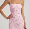 Vestito corto Averie trasparente con decorazioni e scollo quadrato in rosa Vestito corto Averie trasparente con decorazioni e scollo quadrato in rosa