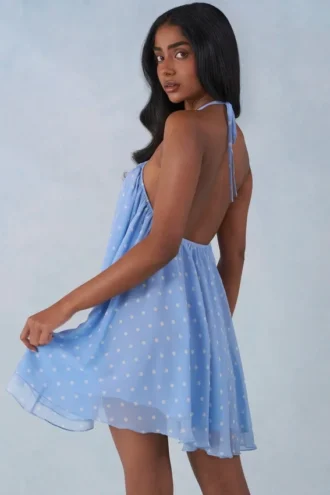 Vestito corto babydoll con scollo all’americana Evania con stampa a pois blu