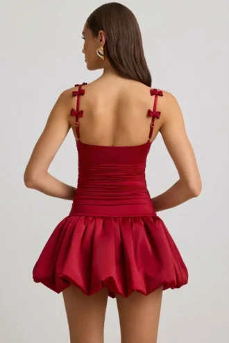 Vestito corto Cirilla con fiocco e orlo a palloncino arricciato in rosso vero