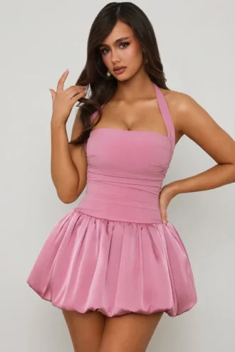 Vestito corto con corpetto allacciato sul collo all’americana e orlo a palloncino Ludmila in malva