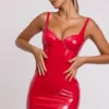Vestito corto con corsetto in vinile e ferretti Ambrose in rosso fuoco Vestito corto con corsetto in vinile e ferretti Ambrose in rosso fuoco