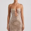 Vestito corto con cut-out decorato Alanni in color miele Vestito corto con cut-out decorato Alanni in color miele