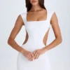 Vestito corto con cut-out e allacciatura Addison in bianco Vestito corto con cut-out e allacciatura Addison in bianco