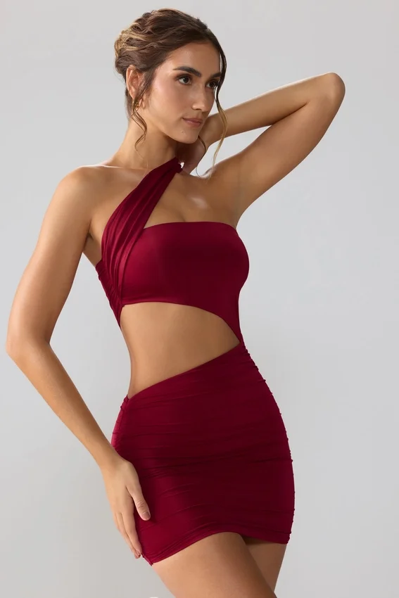 Vestito corto con cut-out e ruches in jersey elasticizzato Shyla, colore rubino Vestito corto con cut-out e ruches in jersey elasticizzato Shyla, colore rubino