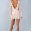 Vestito corto con maniche lunghe e schiena scoperta Cendria con stampa a pois color avorio Vestito corto con maniche lunghe e schiena scoperta Cendria con stampa a pois color avorio