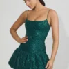 Vestito corto con orlo a palloncino decorato Callie in verde acqua Vestito corto con orlo a palloncino decorato Callie in verde acqua