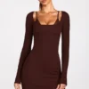 Vestito corto con reggiseno allacciato a maniche lunghe in modal a coste Caris, color cioccolato Vestito corto con reggiseno allacciato a maniche lunghe in modal a coste Caris, color cioccolato