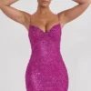Vestito corto con scollo a cuore decorato Mischa in magenta Vestito corto con scollo a cuore decorato Mischa in magenta