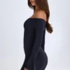 Vestito corto con spalle scoperte e cut-out Madelina in nero Vestito corto con spalle scoperte e cut-out Madelina in nero