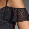 Vestito corto con spalle scoperte e decorazioni Beaufort in nero Vestito corto con spalle scoperte e decorazioni Beaufort in nero