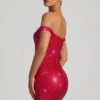 Vestito corto con spalle scoperte e decorazioni Leonora in rosso cremisi Vestito corto con spalle scoperte e decorazioni Leonora in rosso cremisi