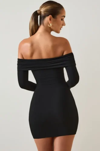 Vestito corto con spalle scoperte Oriana in modal nero