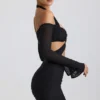 Vestito corto con spalline scese e ruches Kemina in nero Vestito corto con spalline scese e ruches Kemina in nero