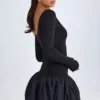Vestito corto Delphi in Modal con scollo rotondo, vita bassa e orlo a palloncino, colore nero Vestito corto Delphi in Modal con scollo rotondo, vita bassa e orlo a palloncino, colore nero