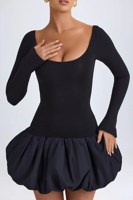 Vestito corto Delphi in Modal con scollo rotondo, vita bassa e orlo a palloncino, colore nero Vestito corto Delphi in Modal con scollo rotondo, vita bassa e orlo a palloncino, colore nero