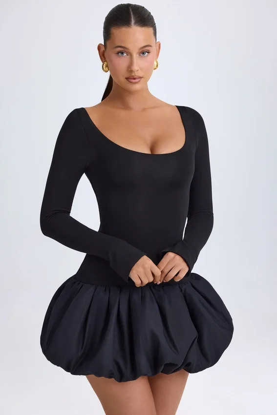 Vestito corto Delphi in Modal con scollo rotondo, vita bassa e orlo a palloncino, colore nero Vestito corto Delphi in Modal con scollo rotondo, vita bassa e orlo a palloncino, colore nero