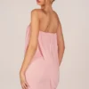 Vestito corto drappeggiato a fascia Alessandra in rosa cipria Vestito corto drappeggiato a fascia Alessandra in rosa cipria