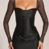 Vestito corto drappeggiato a maniche lunghe Clemmie in nero Vestito corto drappeggiato a maniche lunghe Clemmie in nero