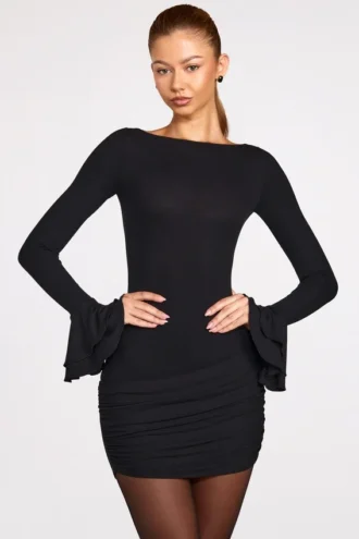 Vestito corto drappeggiato a maniche lunghe in modal a coste Helena, nero Vestito corto drappeggiato a maniche lunghe in modal a coste Helena, nero