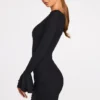 Vestito corto drappeggiato a maniche lunghe in modal a coste Helena, nero Vestito corto drappeggiato a maniche lunghe in modal a coste Helena, nero