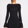 Vestito corto drappeggiato a maniche lunghe in modal a coste Helena, nero Vestito corto drappeggiato a maniche lunghe in modal a coste Helena, nero